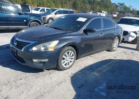 2015 Nissan Altima 2.5 from USA, damaged, VIN 1N4AL3APXFC228013